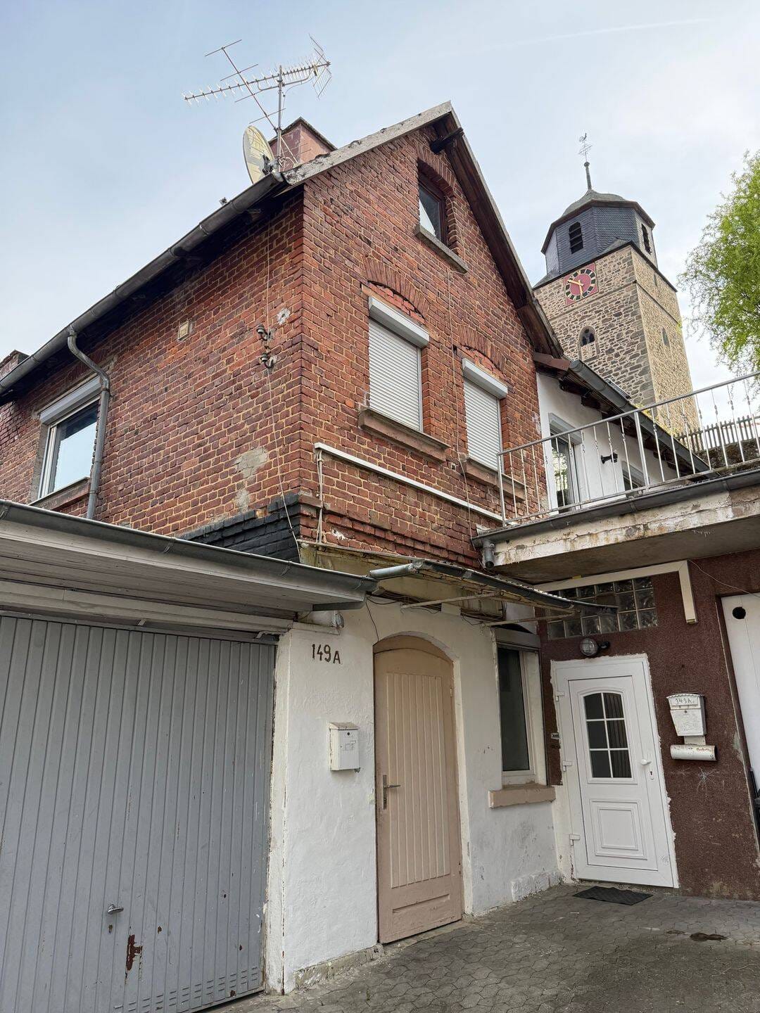 Immobilie in Marburg - Mehrfamilienhaus in Marburg-Wehrda mit Garten & Terrasse - Bild 0