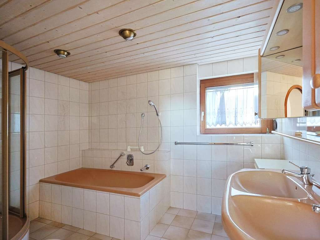 Immobilie in Weil im Schönbuch - Vielseitiges Ausbau- und Nutzungspotential in idyllischer Lage - Bild 4