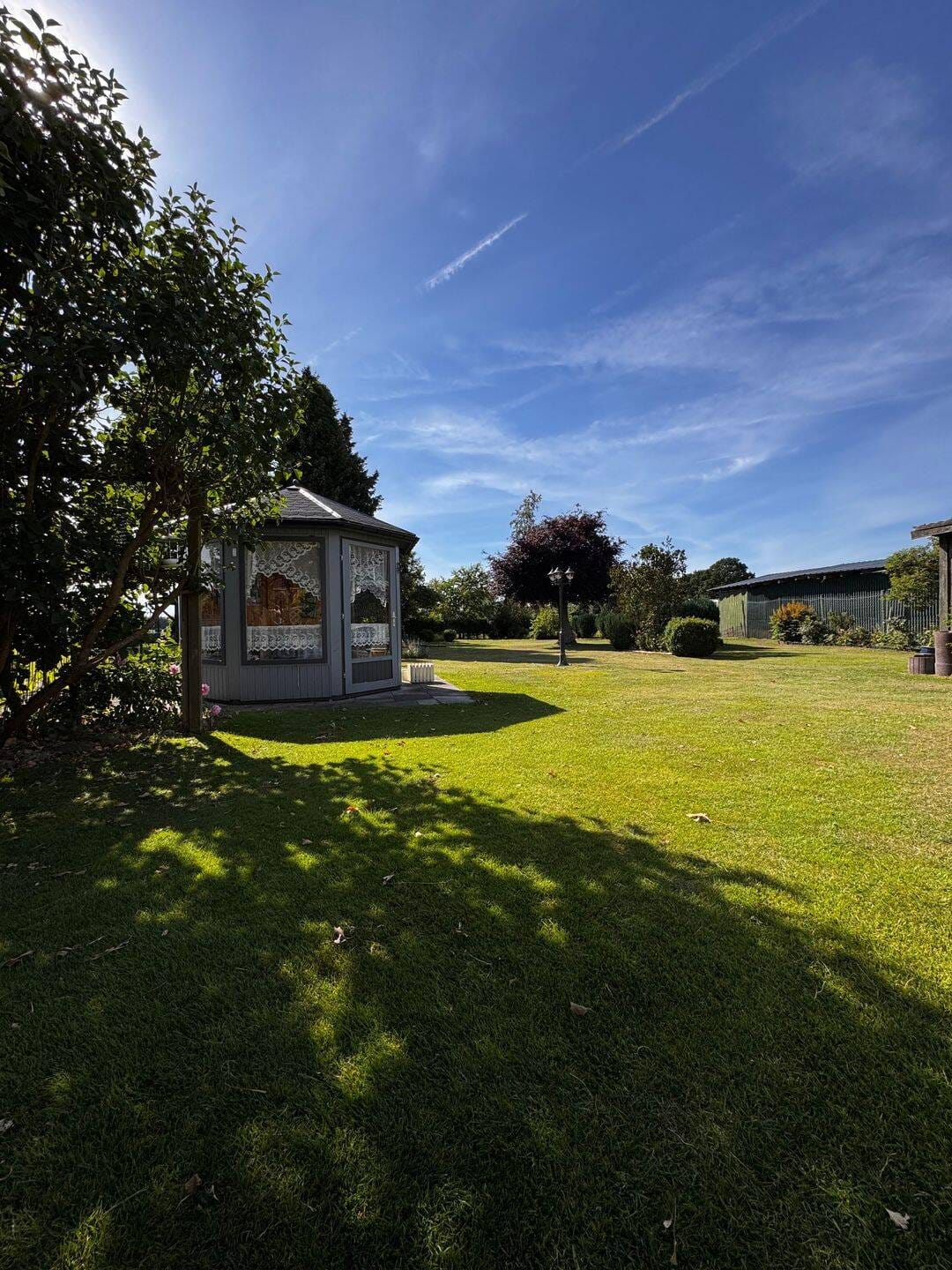 Immobilie in Rickling - Zwischen Landeshauptstadt und Karl May: Raumwunder auf rund 1400 m² Eigenland - Bild 1