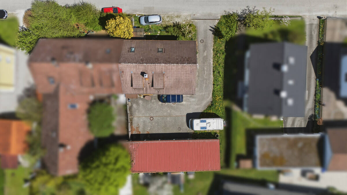 Immobilie in Peißenberg - Frei verfügbares Haus für bis zu 3 Familien - Bild 2