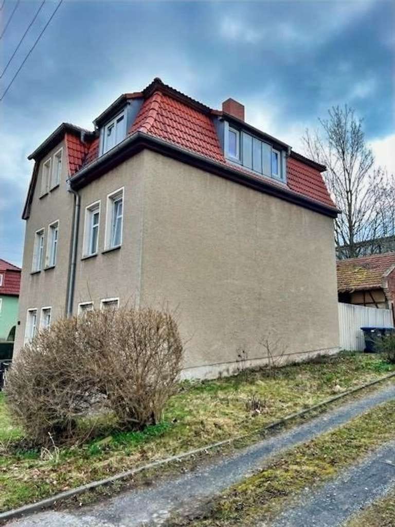Immobilie in Oppurg - Solide Kapitalanlage in Pößneck – voll vermietetes Mehrfamilienhaus mit 3 Wohneinheiten - Bild 4