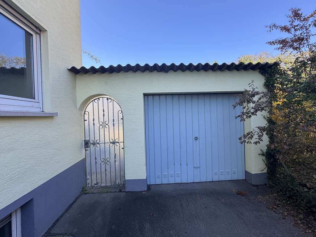 Immobilie in Eppelheim - Viel Platz für Ihre Pläne in diesem großzügigen Doppelhaus in Eppelheim - Bild 1