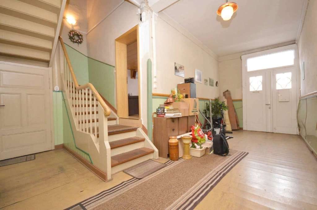 Immobilie in Schladen-Werla - Historisches Fachwerk-Stadthaus zum Sanieren mit kleinem Innenhof + Ausbaureserve... - Bild 2