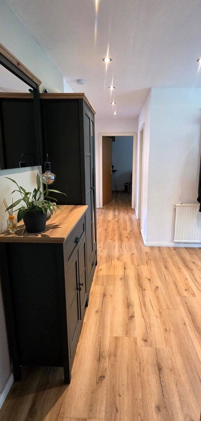 Immobilie in Bad Ems - Ein-/Zweifamilien-Wohnhaus mit 2 großen Wohnungen in zentraler Halbhöhenlage von Bad Ems - Bild 2