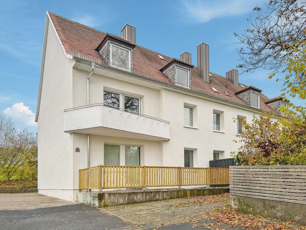Immobilie in Reichenberg - Erdgeschoss-Wohnung mit 4 Zimmern plus großer Wohnküche und 2 Bädern in Reichenberg - Bild 0