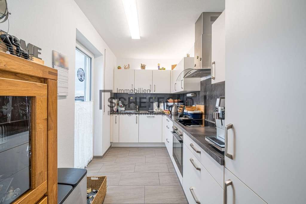 Immobilie in Achstetten - Jung und modern! Großzügige und lichtdurchflutete 3,5-Zimmer-Eigentumswohnung mit herrlichem Balkon - Bild 1