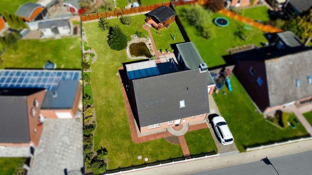 Immobilie in Friedrichstadt - Ein Zuhause zum Ankommen – ruhig gelegen mit Gartenidylle und Wintergarten - Bild 4