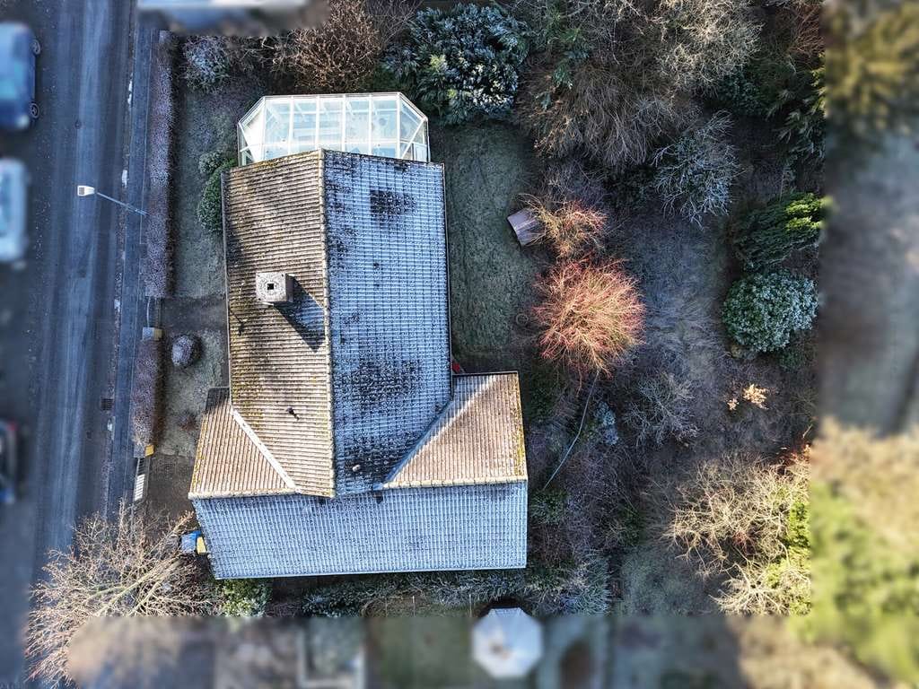 Immobilie in Marburg - Wohnen in Bestlage: Einfamilienhaus mit Gästewohnung in Marburg-Ockershausen - Bild 1