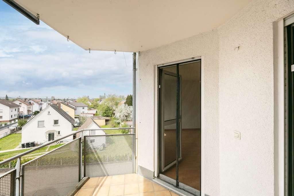 Immobilie in Nersingen - Selbst einziehen oder lukrativ vermieten – 3-Zimmer-Wohnung mit Balkon & TG - Bild 2