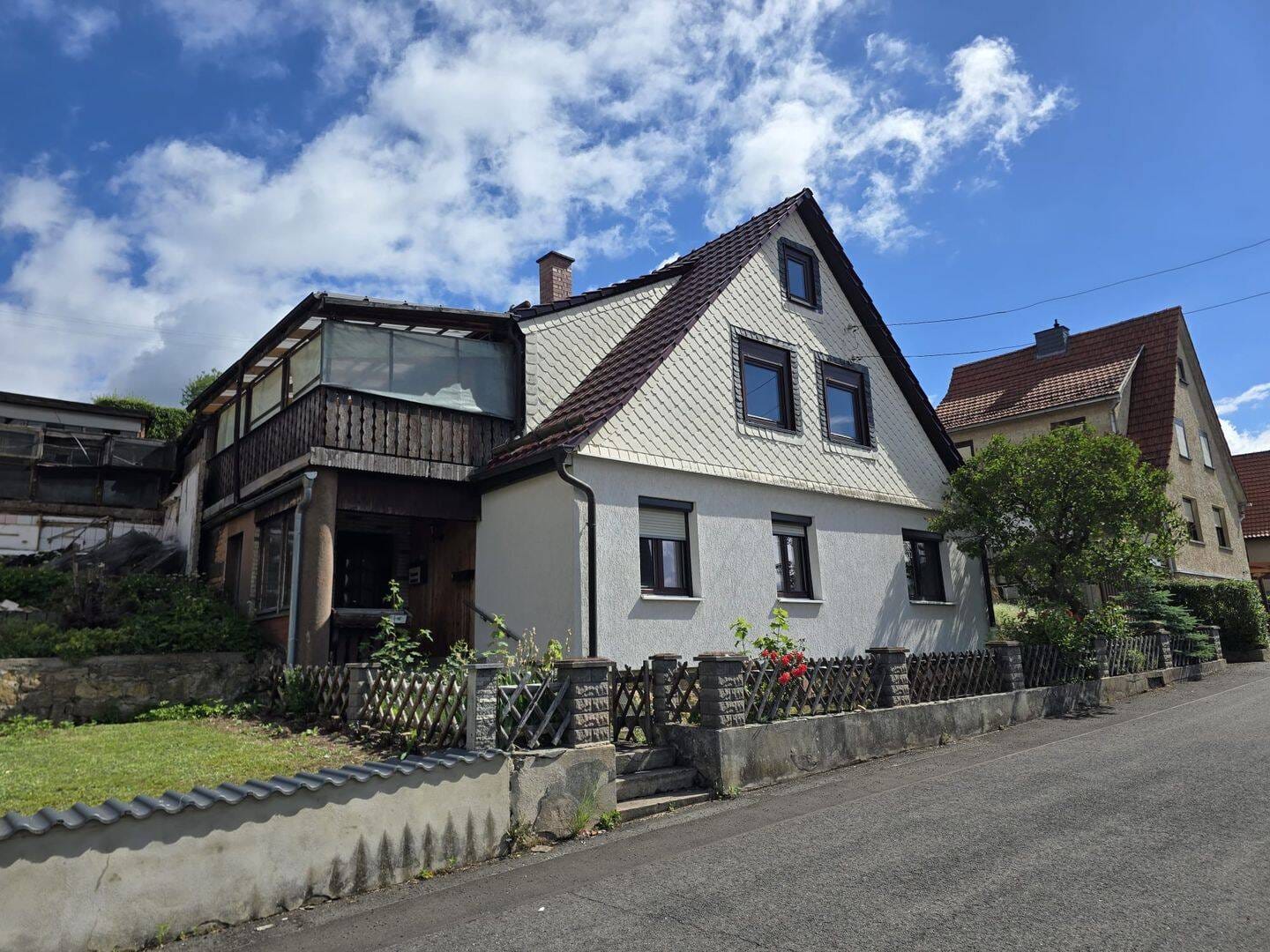 Immobilie in Brotterode-Trusetal - Einfamilienhaus mit Garage in Südhanglage von Trusetal  - Bild 0