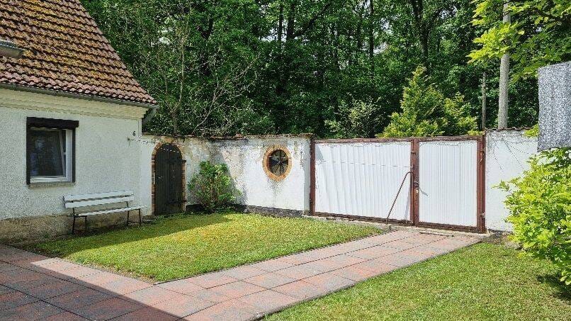 Immobilie in Sallgast - Charmantes Einfamilienhaus mit Scheune in idyllischer Lage in Sallgast - Ihr neues zu Hause am Schlosspark - Bild 4