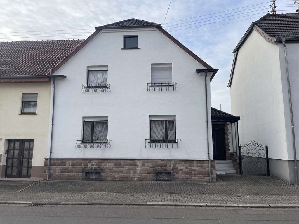 Immobilie in Quierschied - schönes Einfamilienhaus im Zentrum von Quierschied - Bild 0