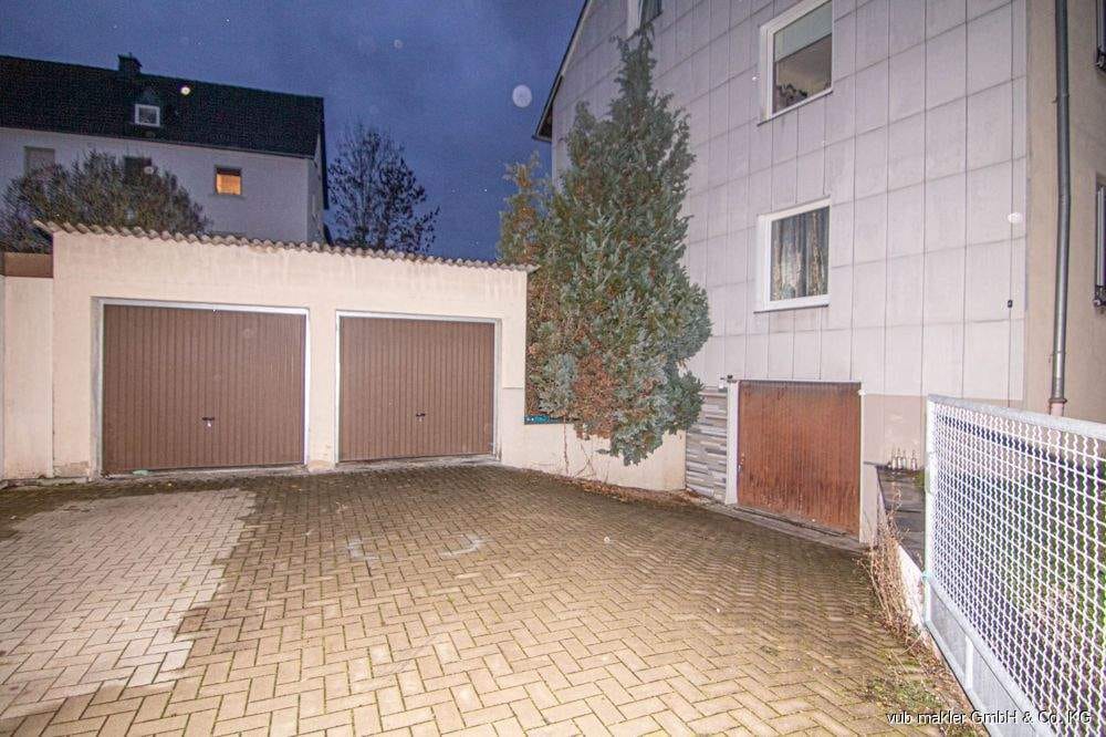 Immobilie in Selbitz - KAPITALANLEGER aufgepasst: Voll vermietetes Dreifamilienhaus in ruhiger Wohnlage in Selbitz - Bild 3