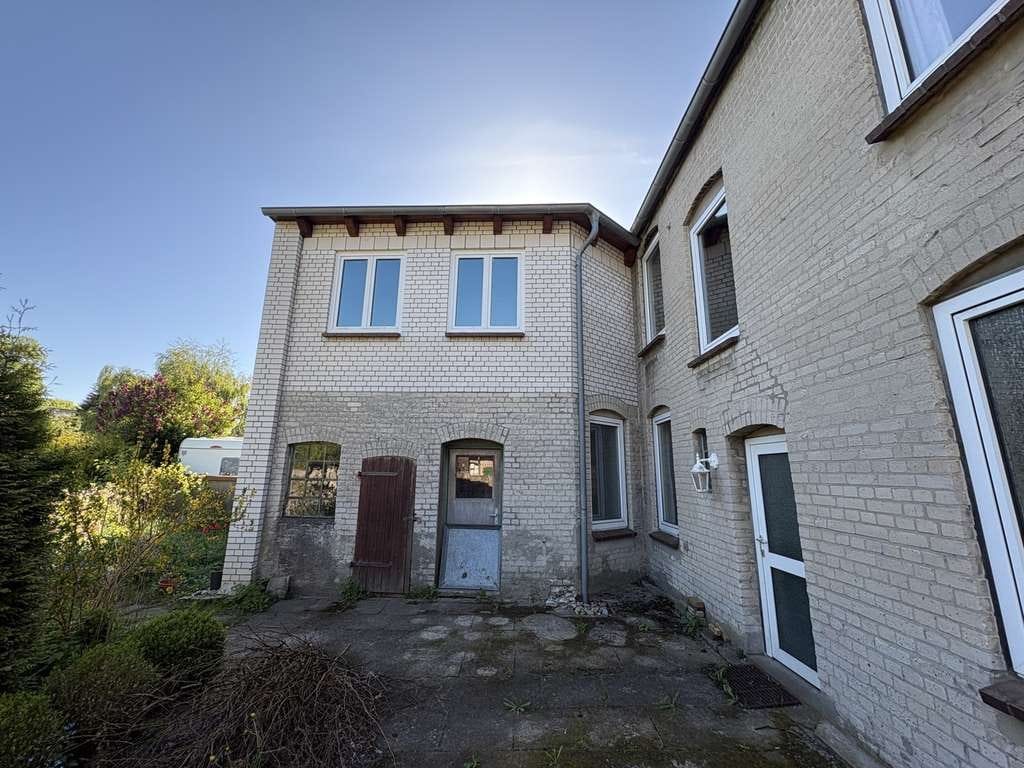 Immobilie in Preetz - Freies Altbau-Mehrfamilienhaus mit großem Entwicklungspotenzial in Preetz - Bild 2