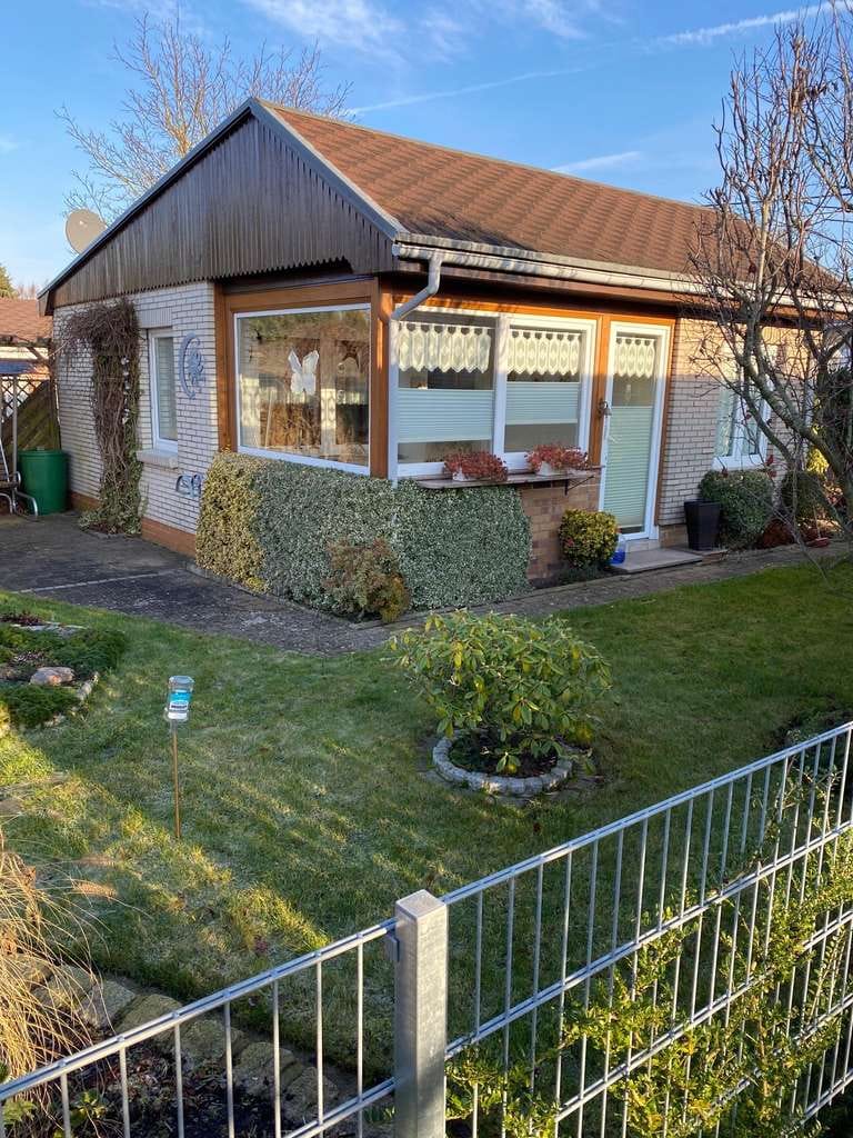 Immobilie in Gustow - Wassernahes Ferienidyll in Drigge – Bungalow mit Grundstück & eigenem Bootsanlegeplatz - Bild 0