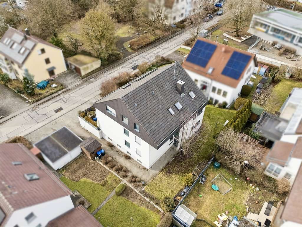 Immobilie in Dornstadt - Dreifamilienhaus in Toplage von Dornstadt – solide Anlage mit Zukunft! - Bild 2