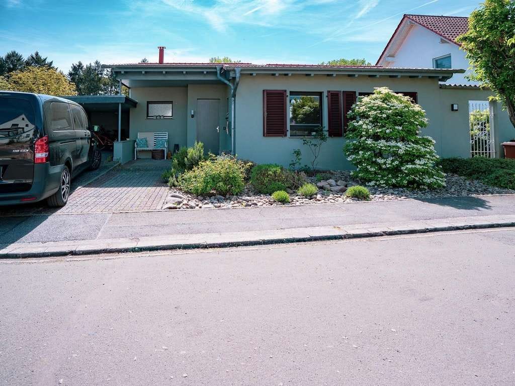 Immobilie in Bretzenheim - Gepflegter Bungalow mit großem Grundstück und vielseitigem Raumangebot - Bild 1