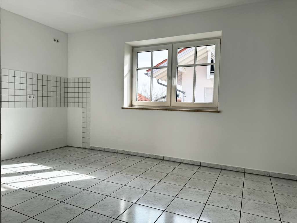 Immobilie in Prien am Chiemsee - 3-Zi. Maisonette mit 2 Balkonen, Bergblick , Stellplatz und ruhige Lage - Bild 3