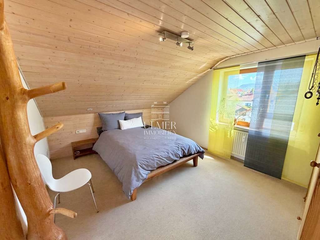 Immobilie in Bad Boll - Attraktive 4-Zimmer-Maisonette mit Dachterrasse & Garage in ruhiger Lage von Bad Boll - Bild 4