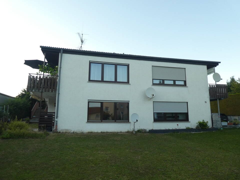 Immobilie in Reiskirchen - Wohnen wie im eigenen Haus - charmante Wohnung mit Terrasse! - Bild 1