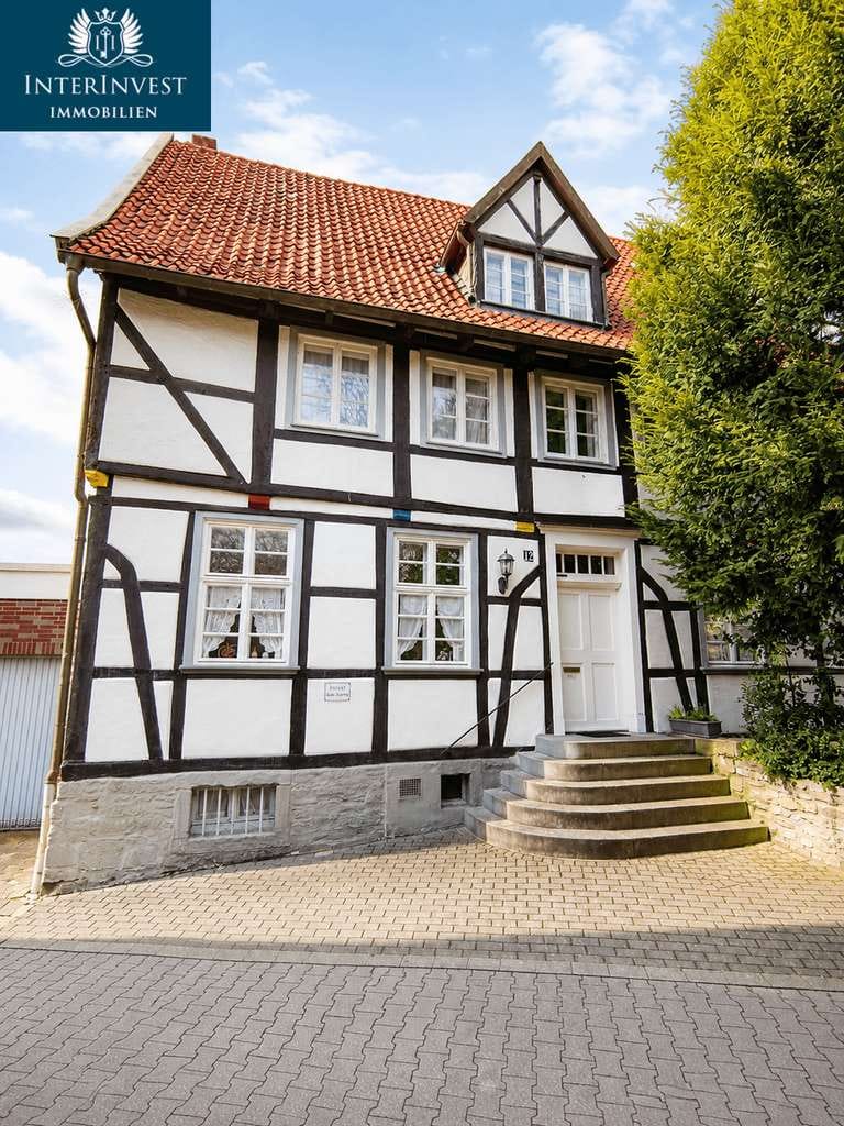 Immobilie in Soest - Denkmalgeschütztes Fachwerkhaus mit vielseitigen Nutzungsmöglichkeiten und Einliegeroption - Bild 1