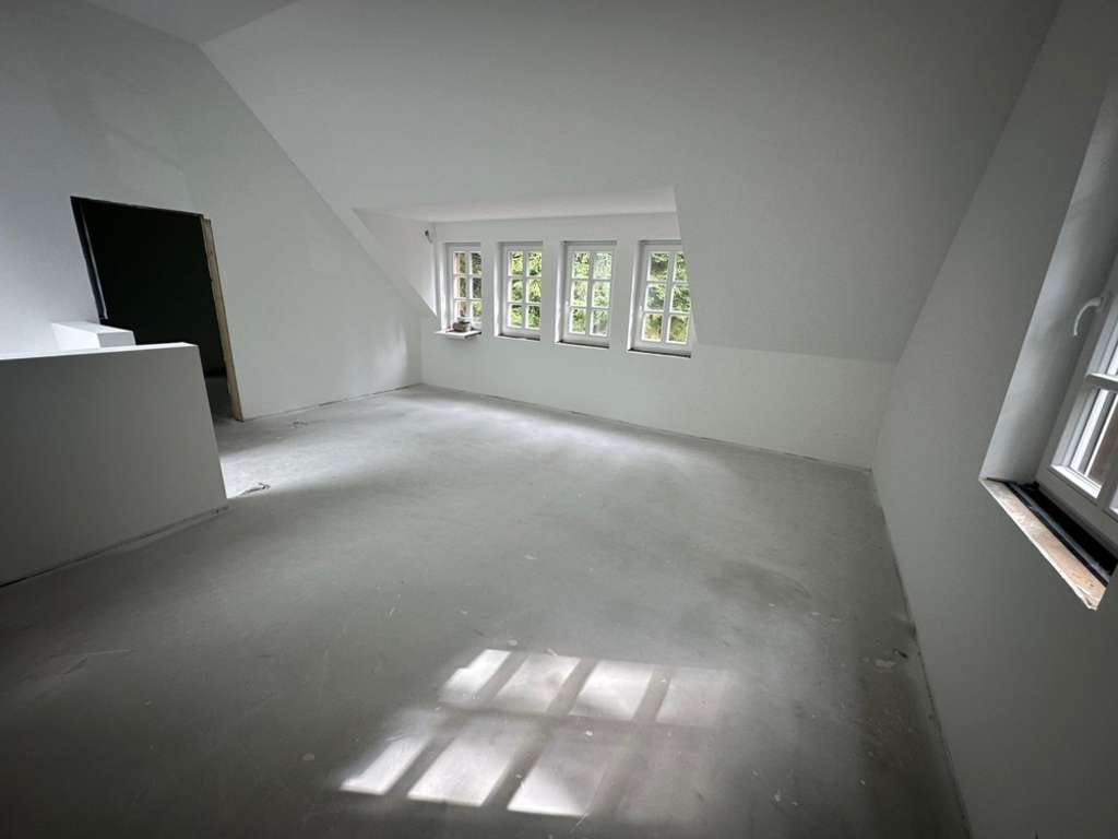Immobilie in Dötlingen - ZWISCHEN BÄUMEN UND WEITE! Wochenendhaus in absolut ruhiger und naturnaher Wohnlage! Waldgrundstück! - Bild 4