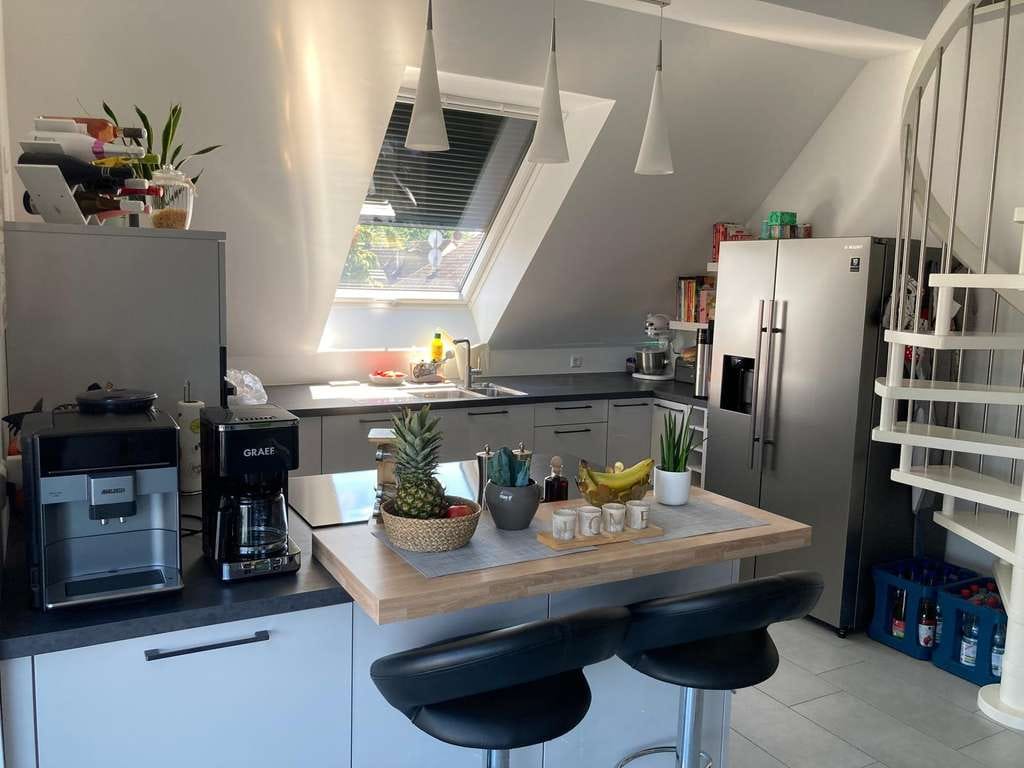 Immobilie in Hatzenbühl - Exklusive Maisonettenwohnung in ruhiger Lage - einziehen und wohlfühlen! - Bild 1