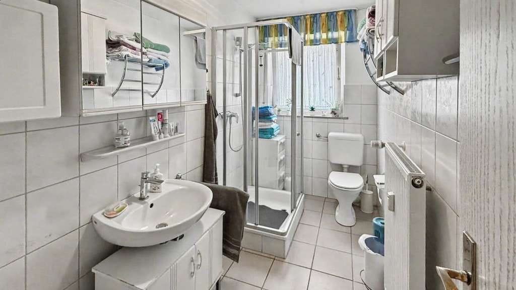 Immobilie in Gütersloh - Gemütliche 3-Zimmer-Wohnung mit Balkon in angenehmer Lage – sofort verfügbar - Bild 4