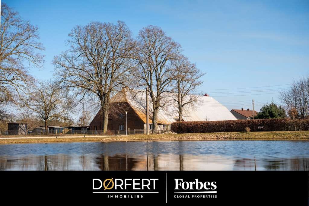 Immobilie in Göhren-Lebbin - Poppentin I Tolles Landhaus mit Ausbaureserve und Bauland an der Mecklenburgischen Seenplatte - Bild 0