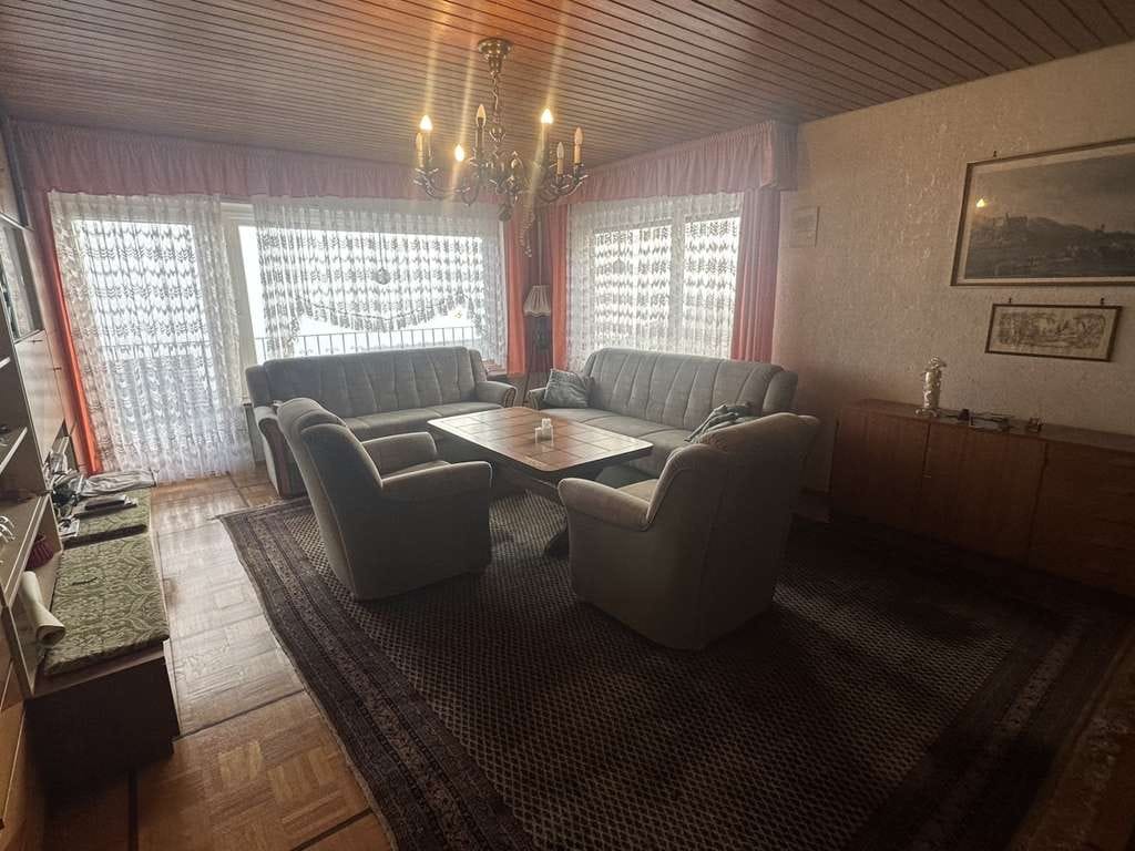 Immobilie in Bad Rappenau - ZWEIFAMILIENHAUS MIT TRAUMAUSSICHT - Bild 1