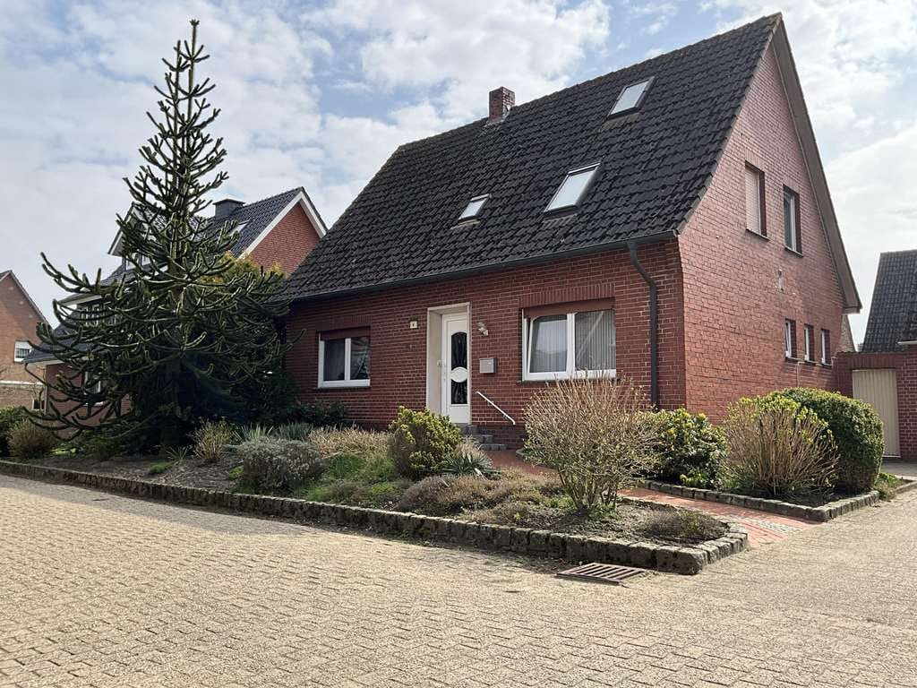 Immobilie in Salzbergen - Charmantes Wohnhaus in Salzbergen mit Einliegerwohnung

 - Bild 0