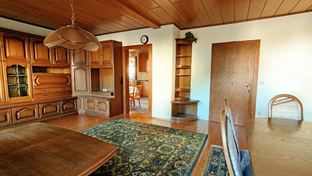 Immobilie in Jockgrim - Großzügiges Einfamilienhaus in Jockgrim I Renovierungsbedrüftig - Bild 3