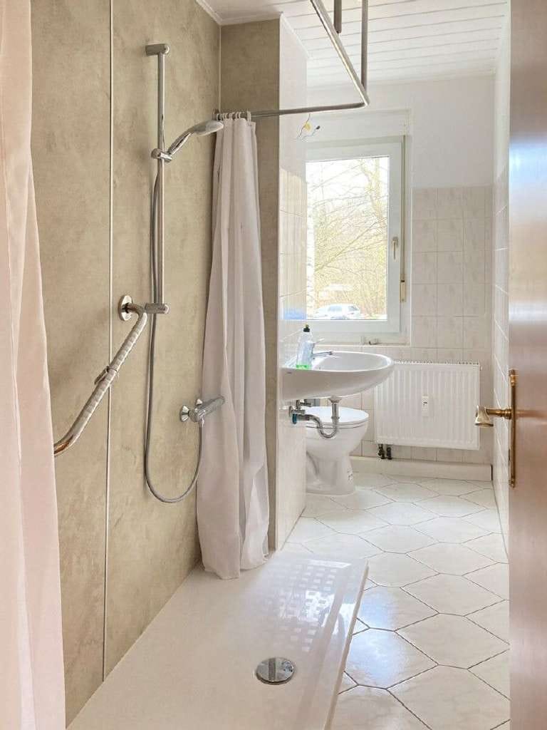 Immobilie in Neustadt in Sachsen - Stilvolle 2-Zi-Wohnung mit Loggia! - Bild 2