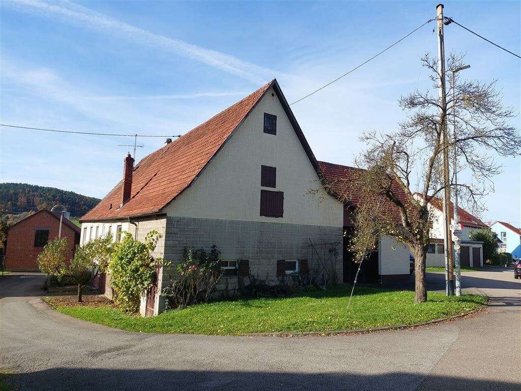 Immobilie in Rudersberg - Ehem. Bauernhaus, 5 Zi., DG ausbaufähig! Gewölbekeller u. ehem. Stall!*Gleich einziehen!*   - Bild 1