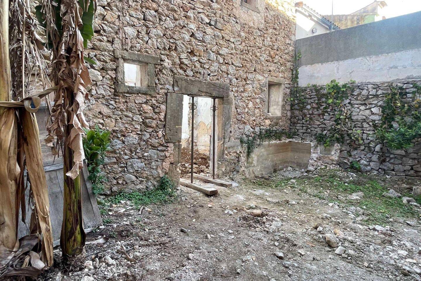 Immobilie in Weida - Artà: Stadthaus-Projekt mit Pool & Garage - Baulizenz vorhanden, Obj. 8622 - Bild 2