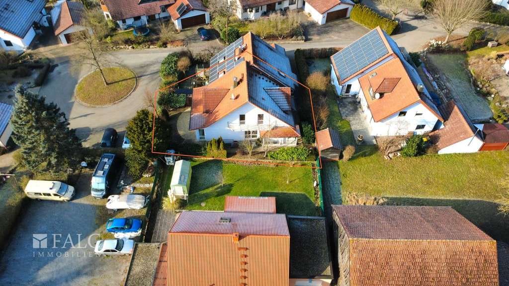 Immobilie in Jagsthausen - Halbes Haus, volles Glück - FALC Immobilien Heilbronn - Bild 3