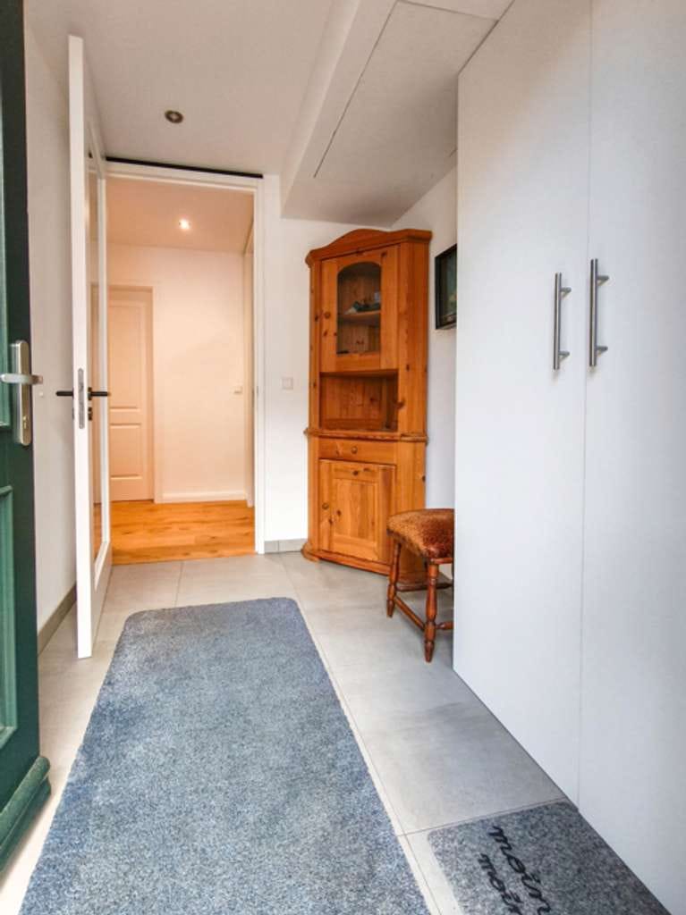 Immobilie in Spiekeroog - Ihr Rückzugsort im Herzen von Spiekeroog
Attraktive Erdgeschoss-Ferienwohnung mit Terrasse - Bild 2