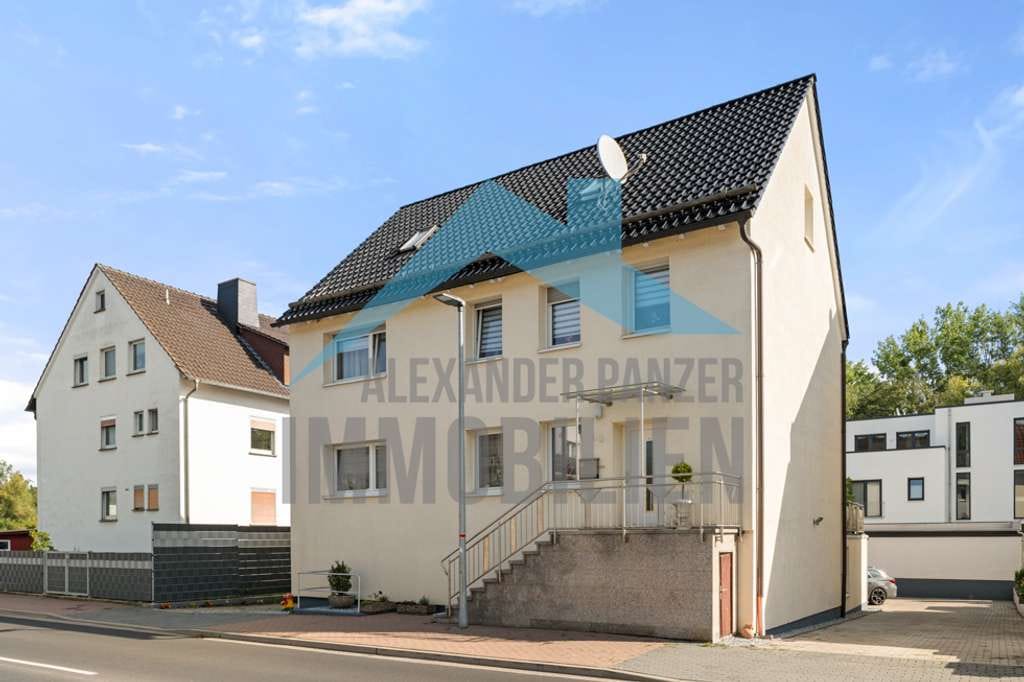 Immobilie in Lohfelden - Modernisiertes Einfamilienhaus mit großer Dachterrasse in Lohfelden-Vollmarshausen! - Bild 2