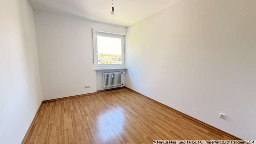 Immobilie in Isen - Kapitalanlage mit Perspektive - Modernisiertes 6-Fam-Haus mit stabilem Mietertrag im Herzen von Isen - Bild 2