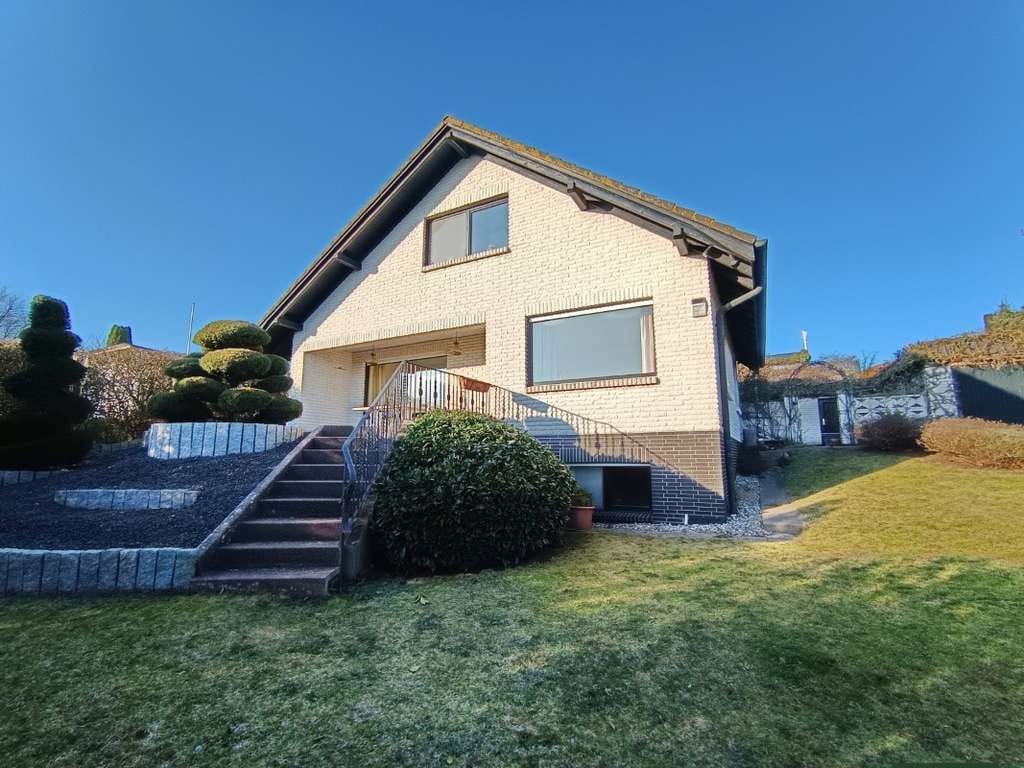 Immobilie in Schashagen - Haus mit Ostseeblick und 145m² Gesamtfläche - Bild 1