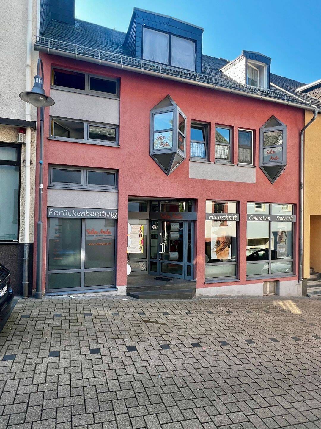 Immobilie in Prüm - Gepflegtes Geschäftshaus mit 2 Wohneinheiten in Prüm/Eifel zu verkaufen - Bild 0