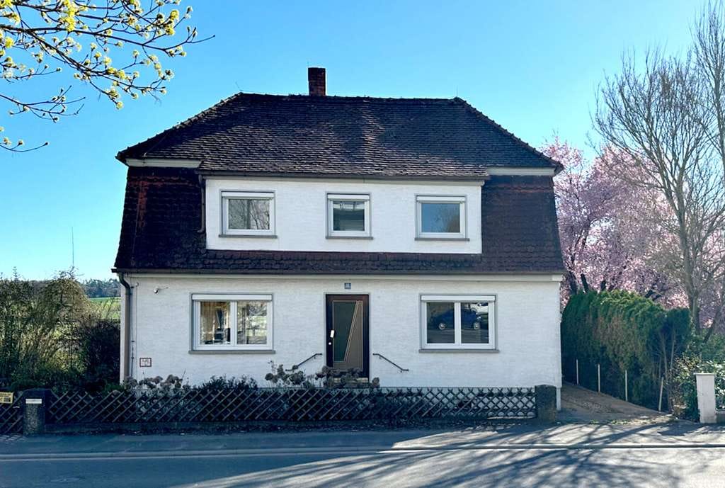 Immobilie in Stegaurach - Ausbauhaus mit Charme sucht handwerklich Geschickte in Stegaurach - Bild 0
