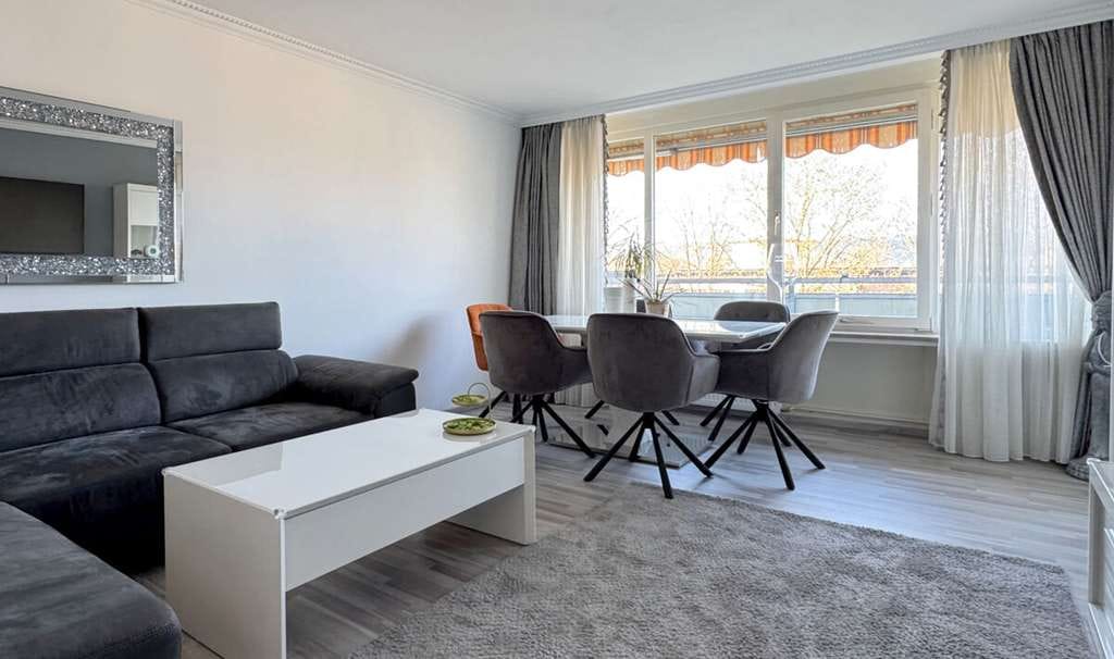 Immobilie in Forchheim - Möblierte 2-Zimmer-Eigentumswohnung mit Aufzug in Forchheim-Nord - Bild 0