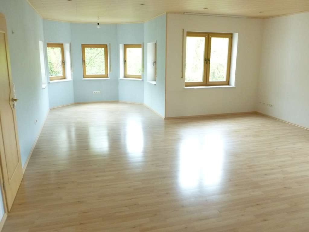 Immobilie in Windeck - Großes Einfamilienhaus mit Einliegerwohnung in toller Lage - Bild 3