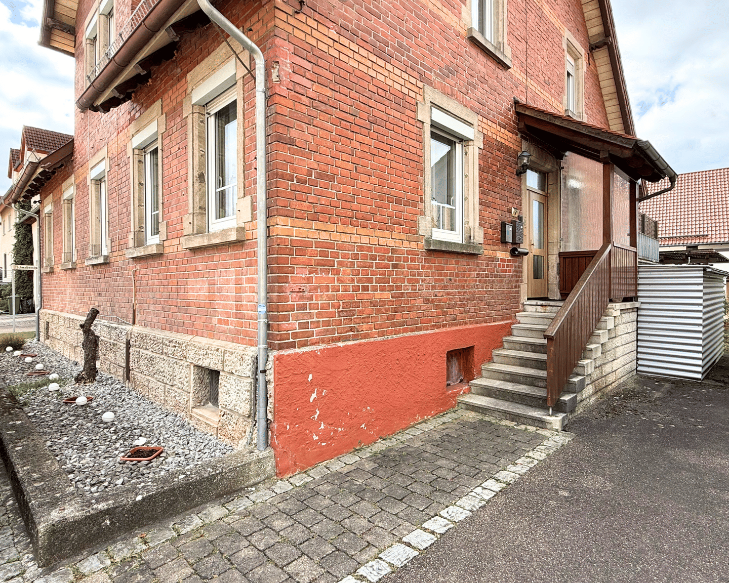 Immobilie in Adelmannsfelden - +++Top gepflegtes Zweifamilienhaus mit Terrasse, Garage und PV-Anlage in ruhiger Lage+++ - Bild 4