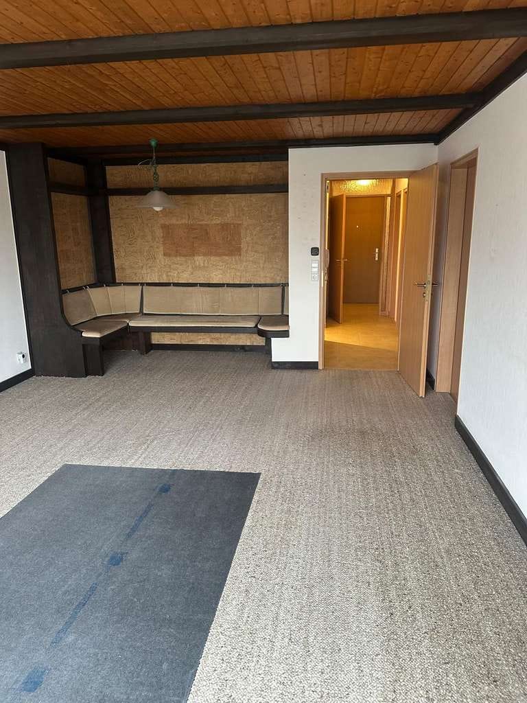 Immobilie in Leutenbach - Helle 3,5‑Zimmer-Wohnung mit Tiefgarage in familienfreundlicher Lage von Leutenbach - Bild 2