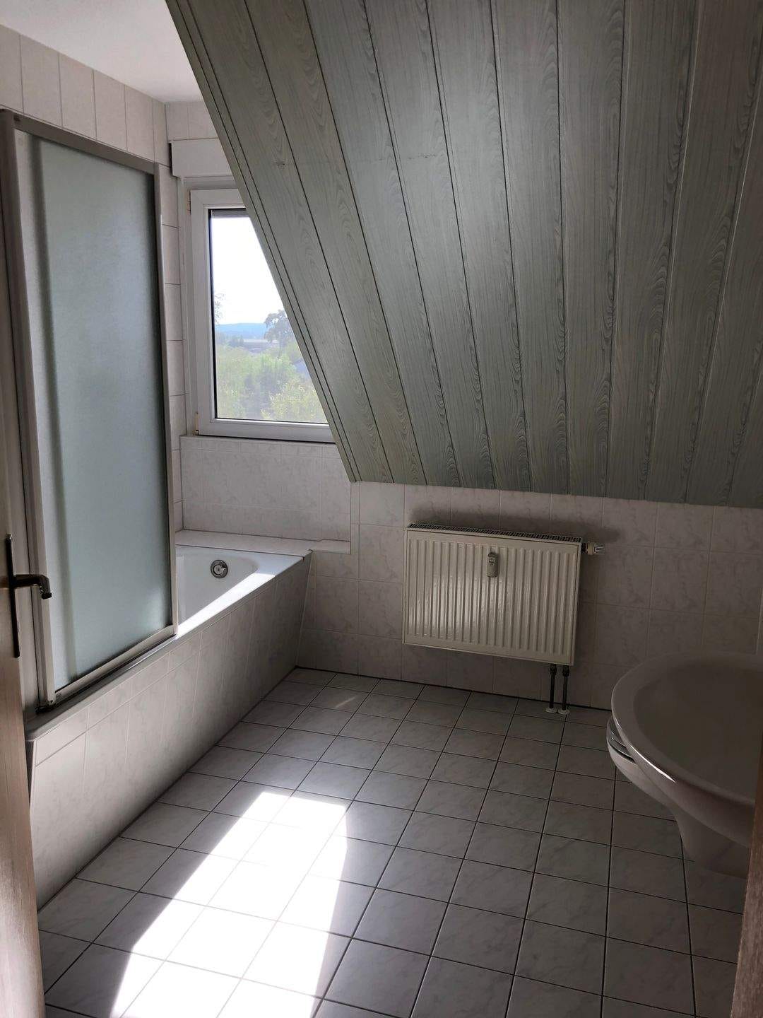Immobilie in Elsterwerda - Provisionsfrei - Schöne 3-Zimmer-Eigentumswohnung zu verkaufen - direkt vom Eigentümer  - Bild 2