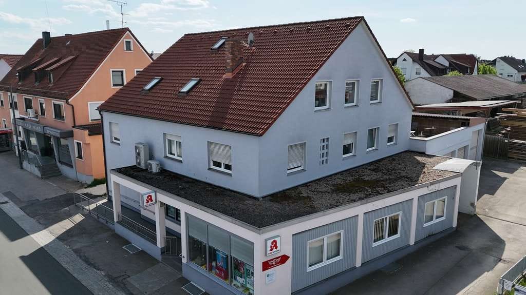 Immobilie in Burgoberbach - Wohn- und Geschäftshaus in gefragter Lage mit langfristig guter Rendite - Bild 1