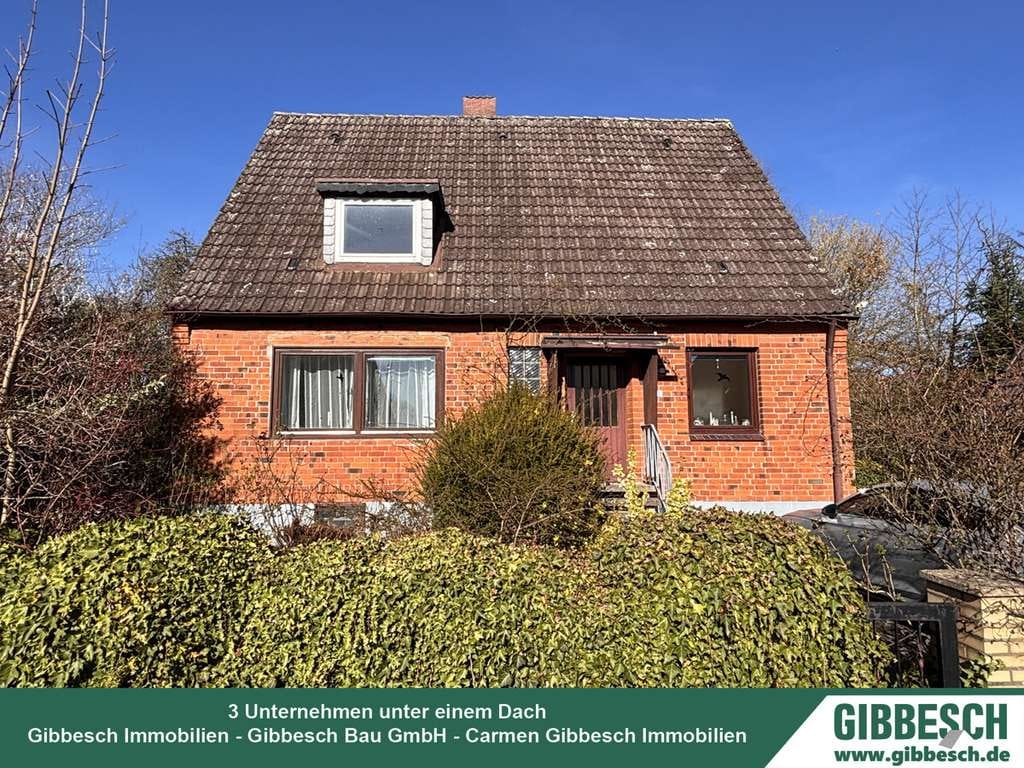 Immobilie in Elmenhorst - EFH mit Einliegerwohnung auf großzügigem Grundstück - Bild 0