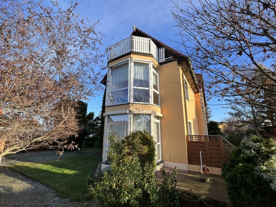 Immobilie in Ottendorf-Okrilla - Ottendorf-Okrilla: Ein Haus mit vielen Möglichkeiten - Bild 0